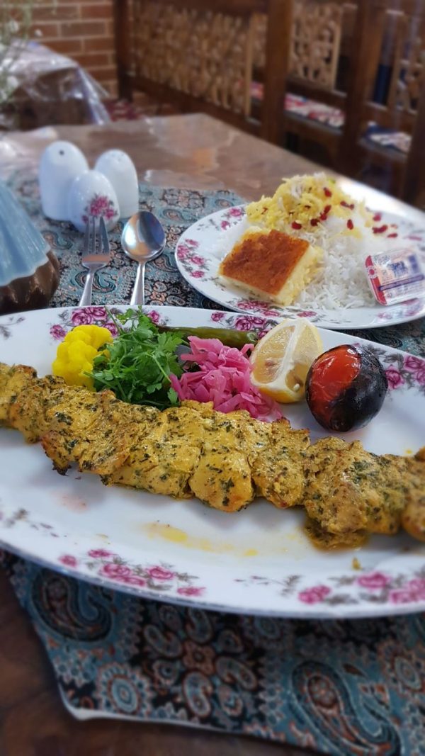 دجاج ماسالا مشوی مع رز